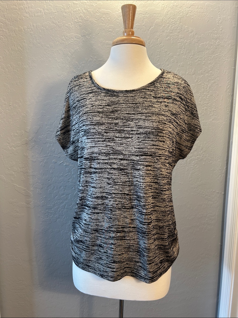Perception Concept Grey Marled Keyhole Top
